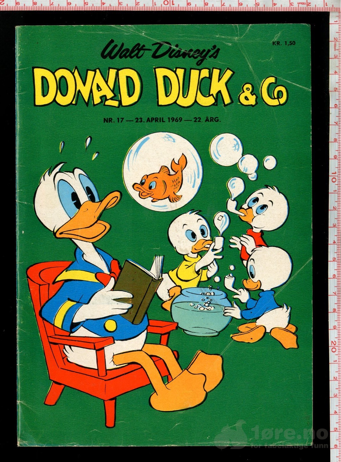 Donald Duck 1969 Nr 17 med klistermerke, bilde 2