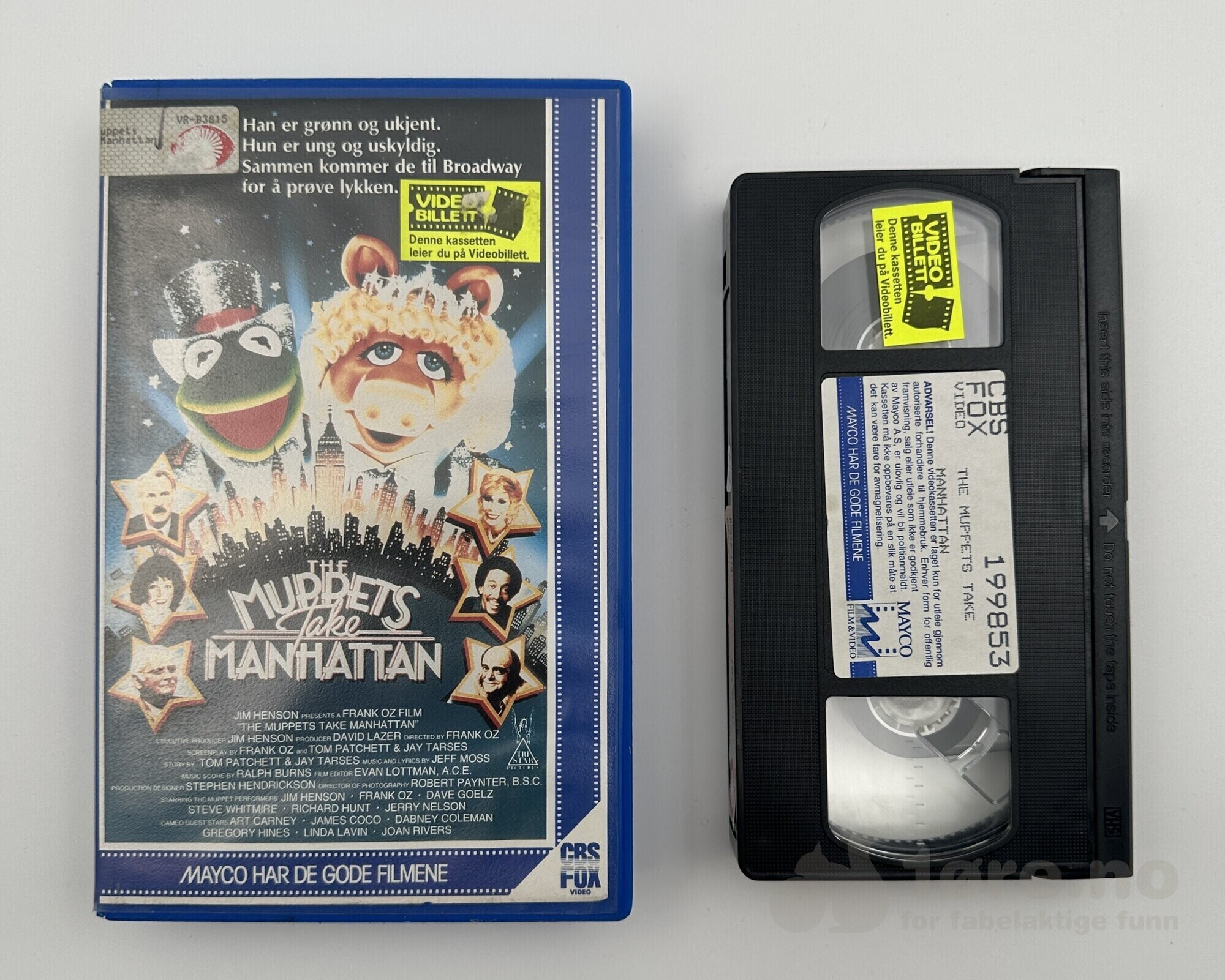 VHS - The Muppets take Manhattan!