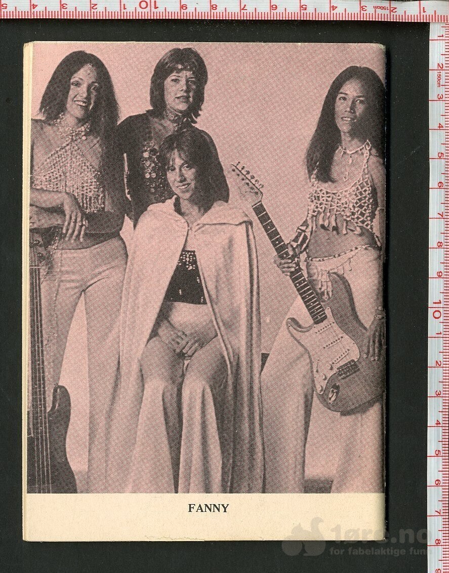 HJERTE REVYEN Nr.35 1974, bilde 2