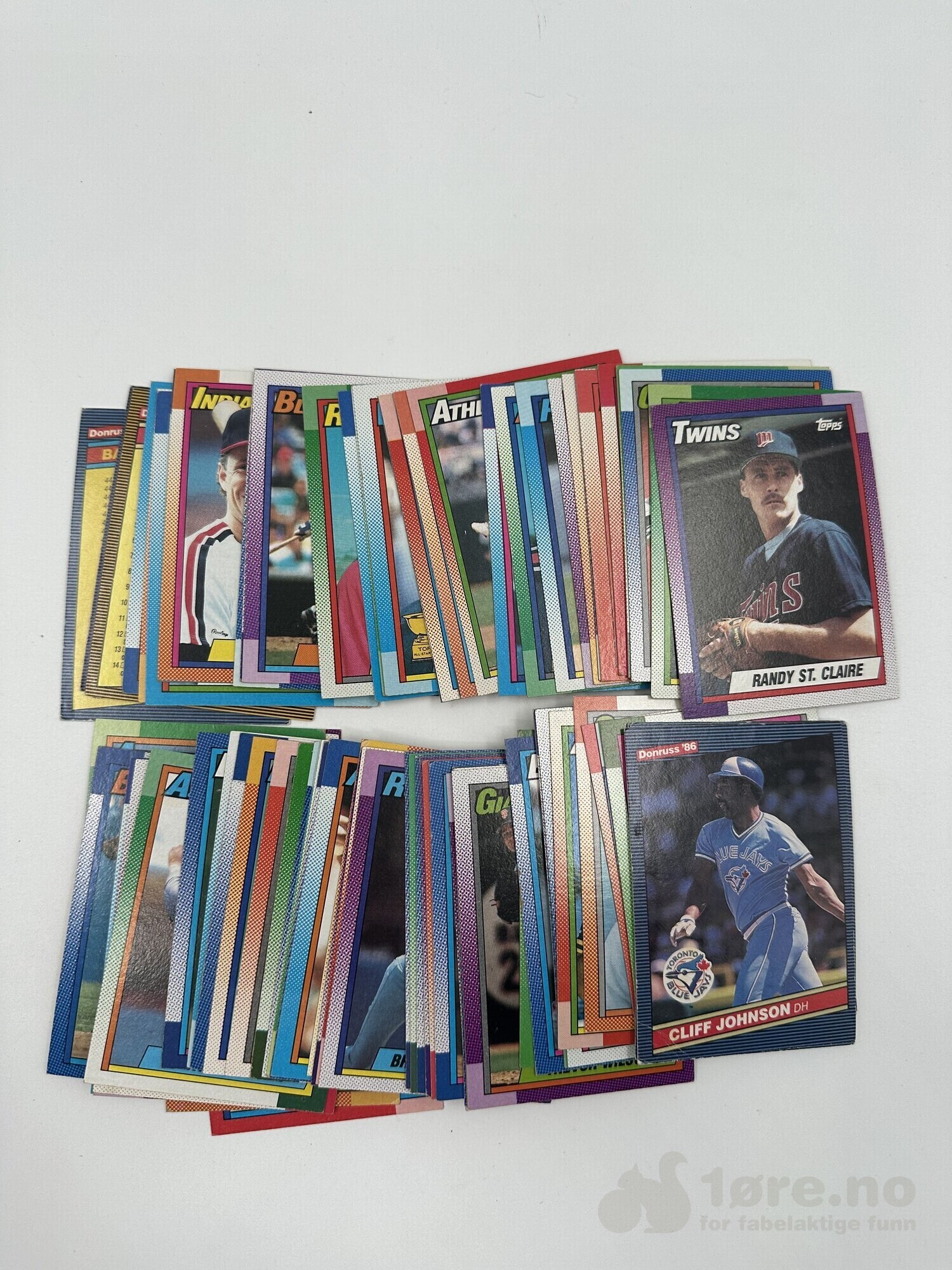 Lot 11 - Tops Baseballkort