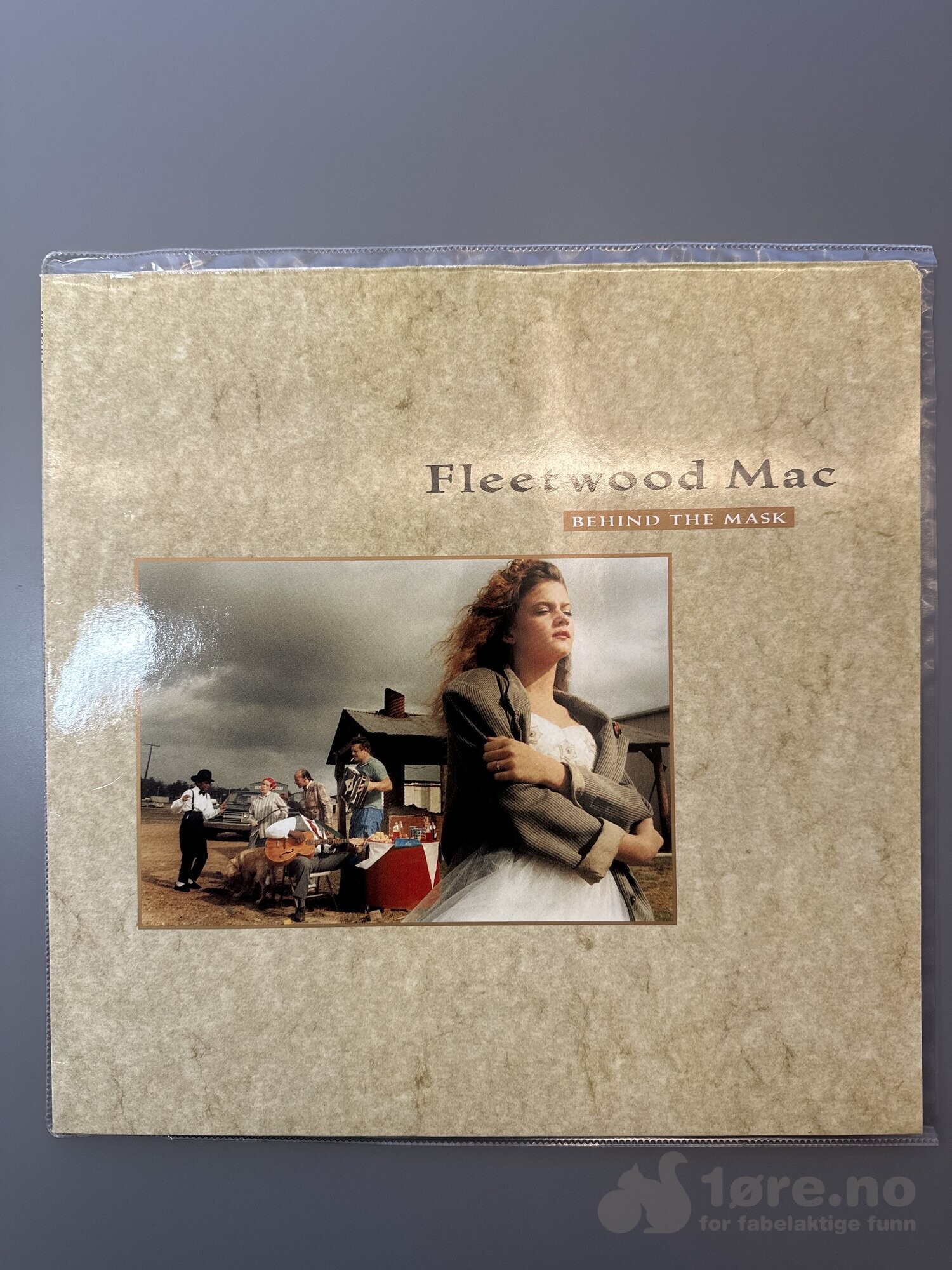 LP - Fleetwood Mac  - Behind the mask