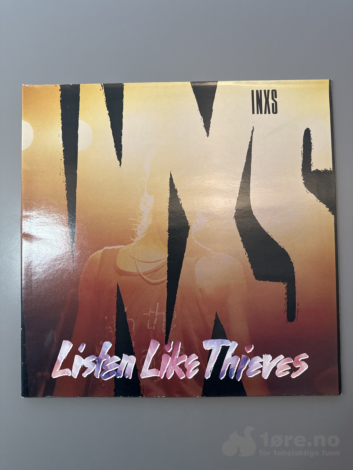 LP - INXS - Listen like Thieves
