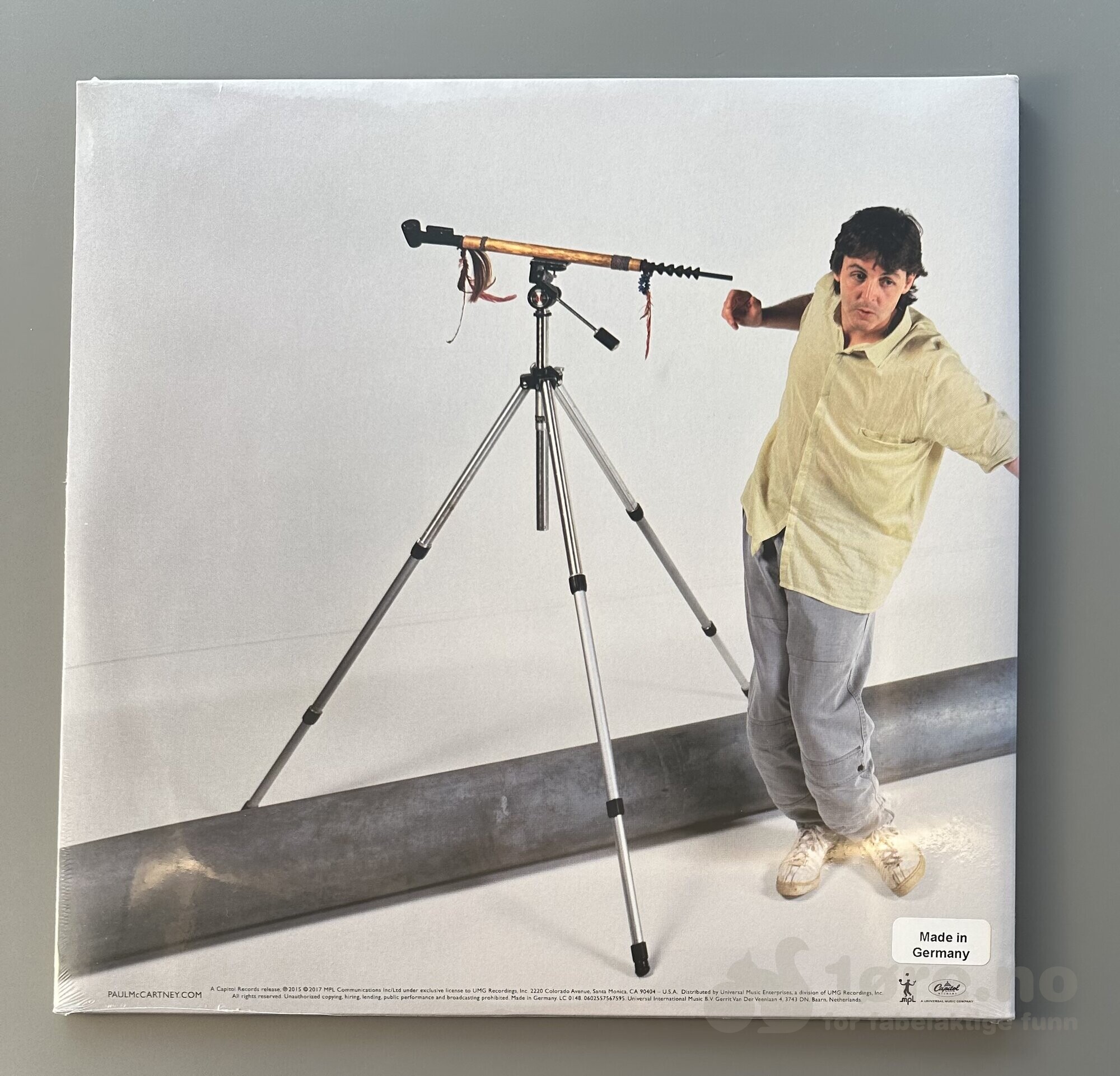 LP - Paul McCartney - Pipes of Peace, bilde 2