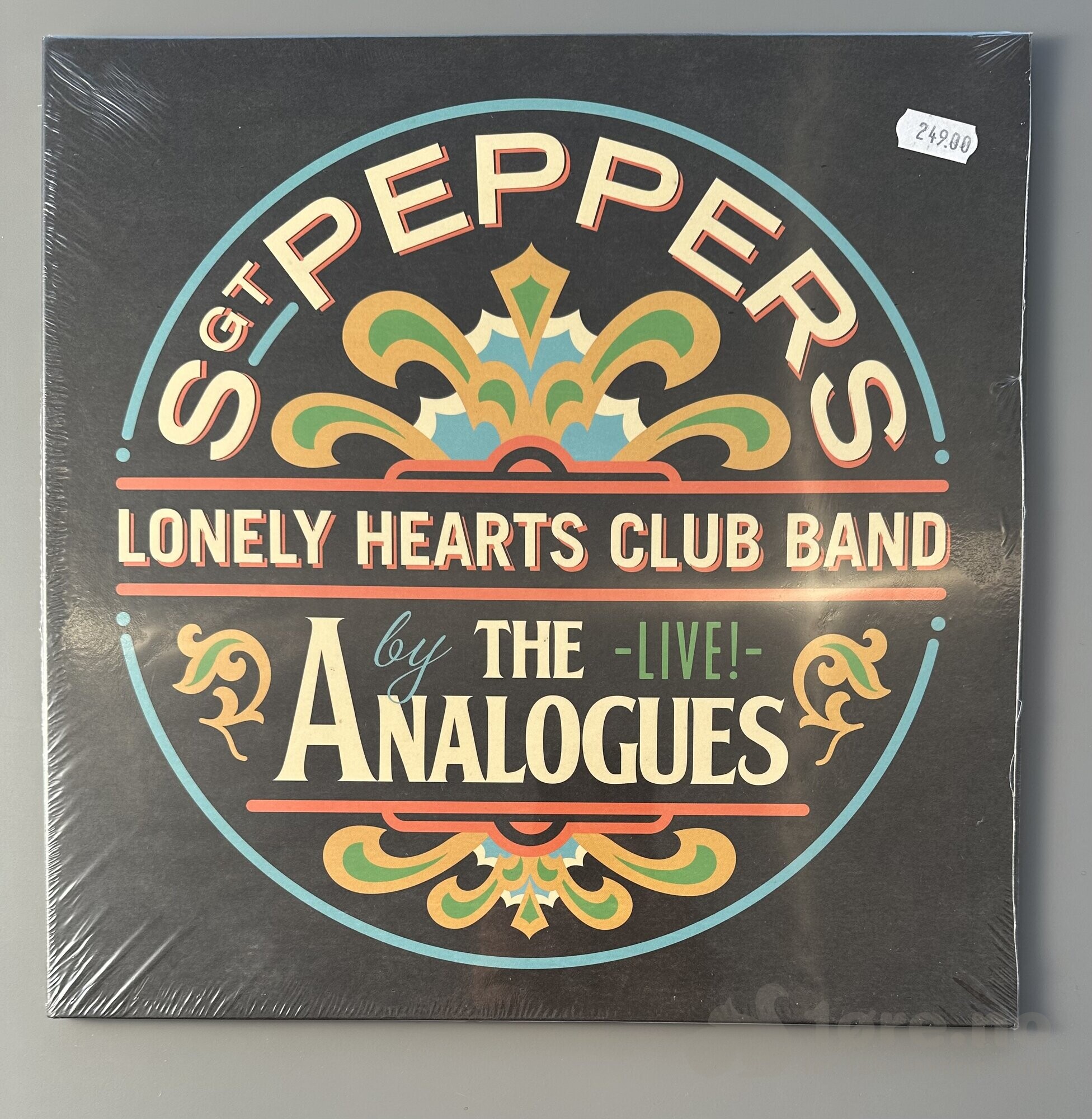 LP - The Analogues - Sgt Peppers Lonely Hearts Club Band