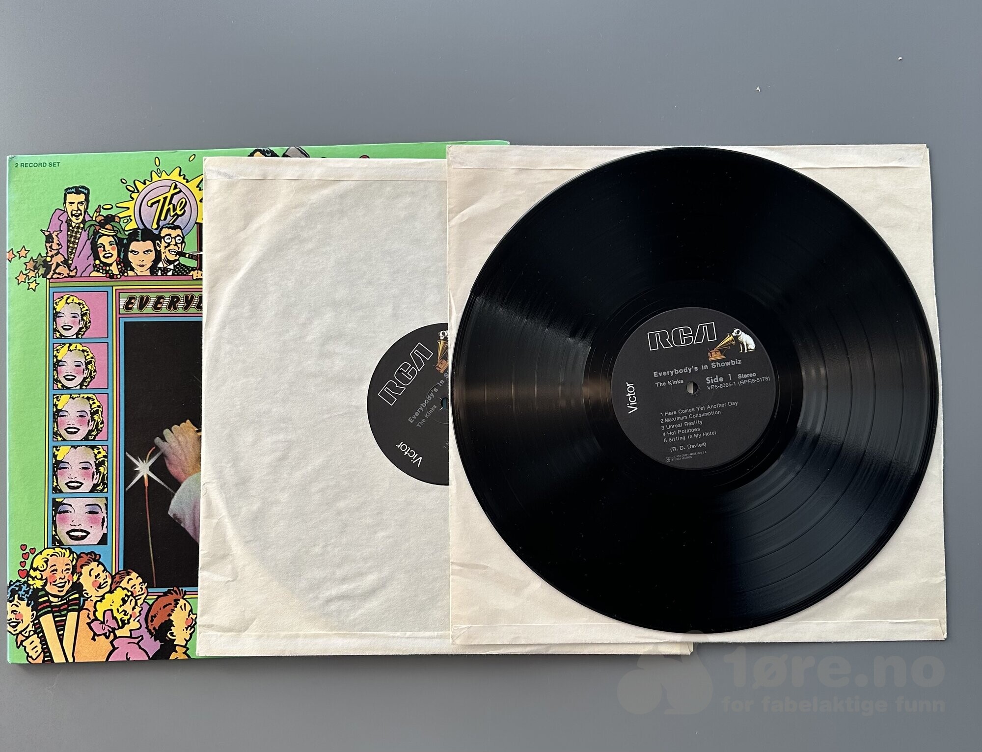 LP - The Kinks - Everybody’s in showbiz, bilde 3