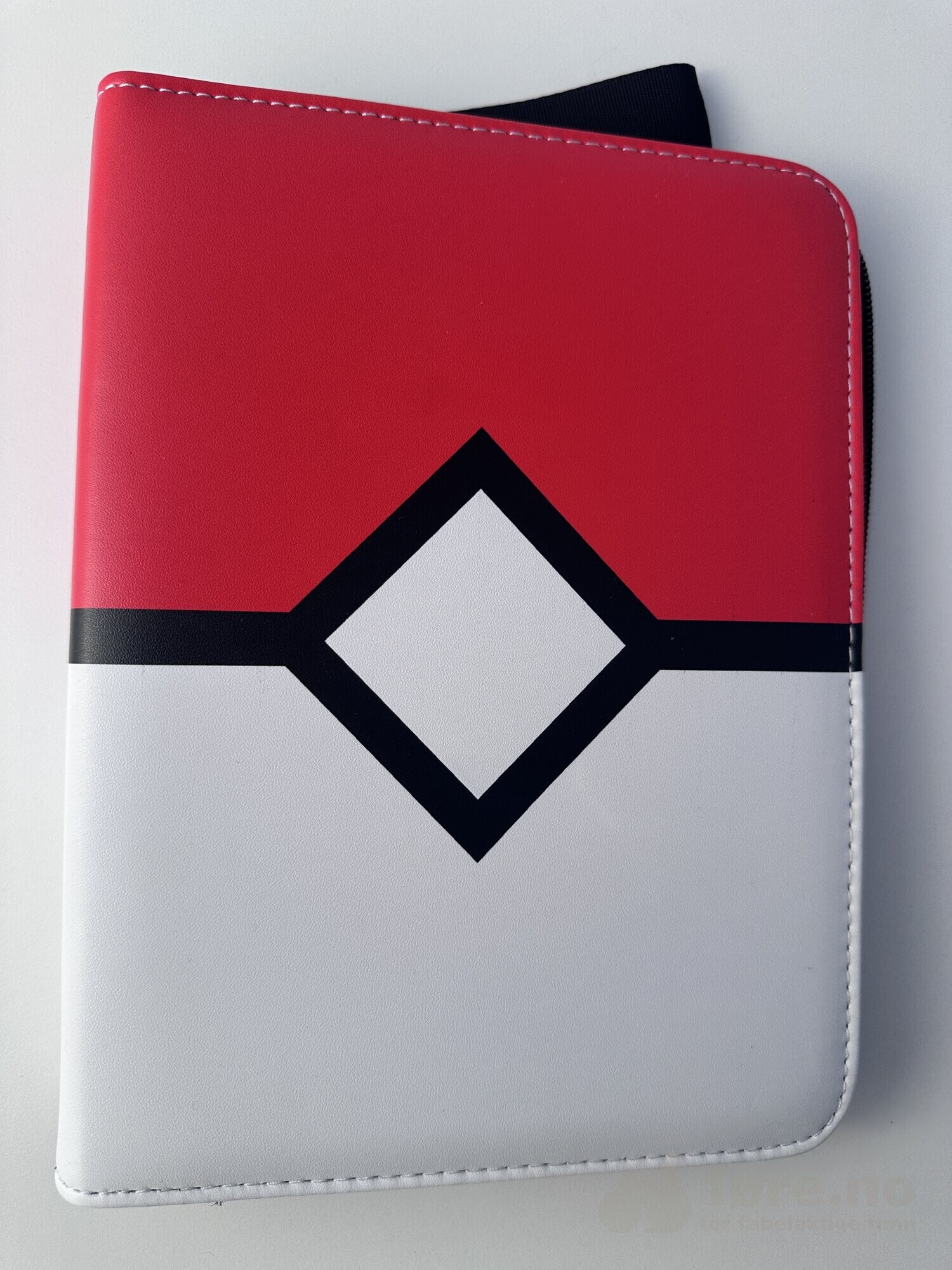 Pokemon samlealbum med 40 holo kort!