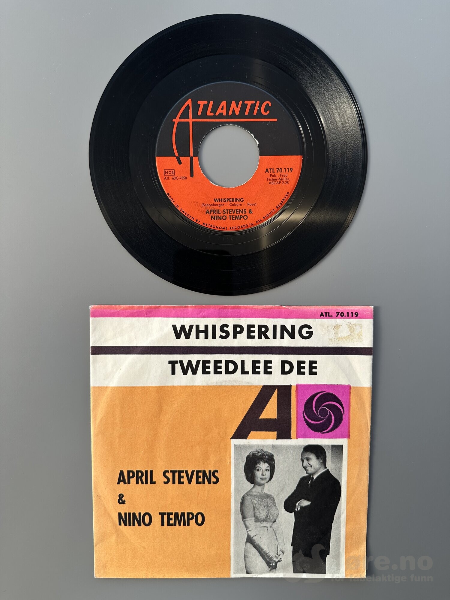 Singel - April Stevens & Nino Tempo - Whispering, bilde 2