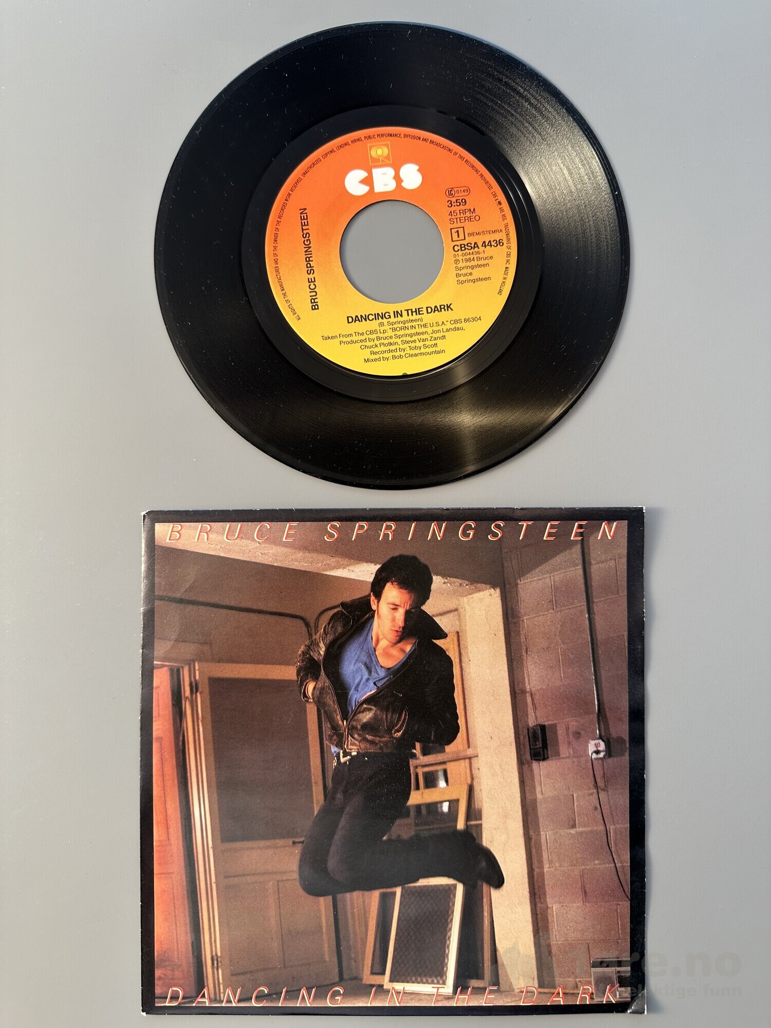 Singel- Bruce Springsteen- Dancing om the dark, bilde 2