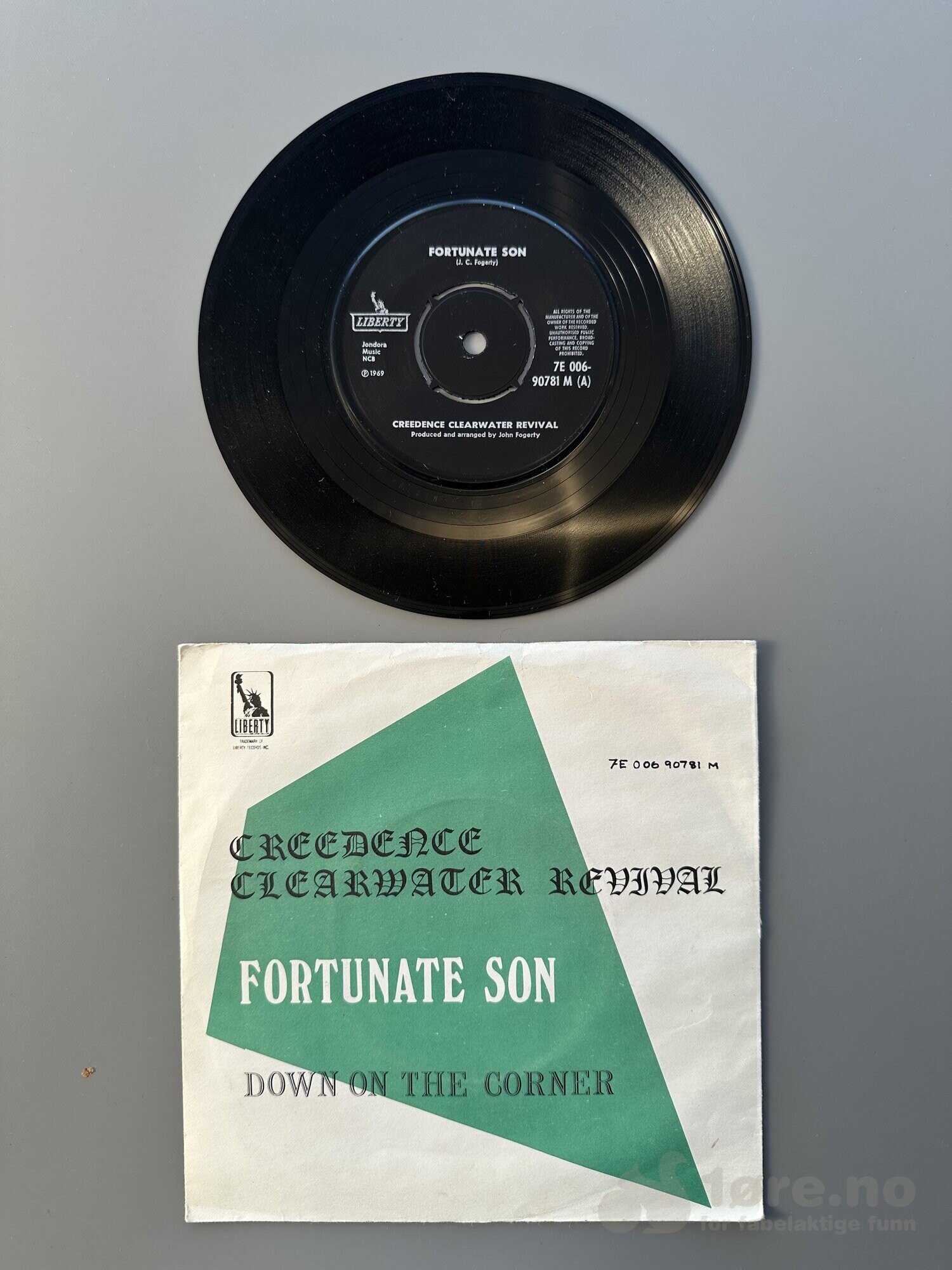 Singel- Creedence Clearwater Revival- Fortunate Son, bilde 2