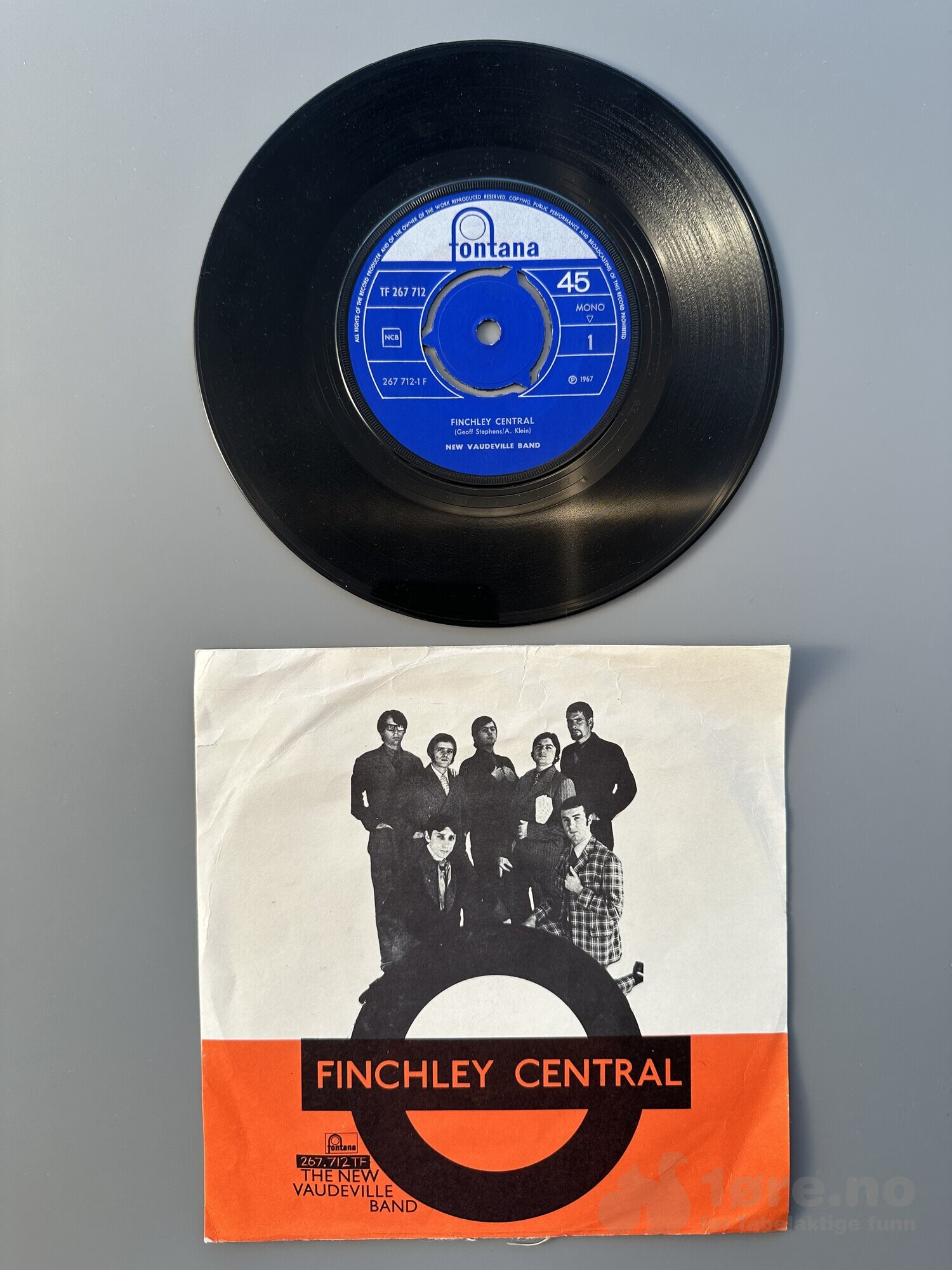 Singel - Finchley Central- The New Vaudeville Band, bilde 2