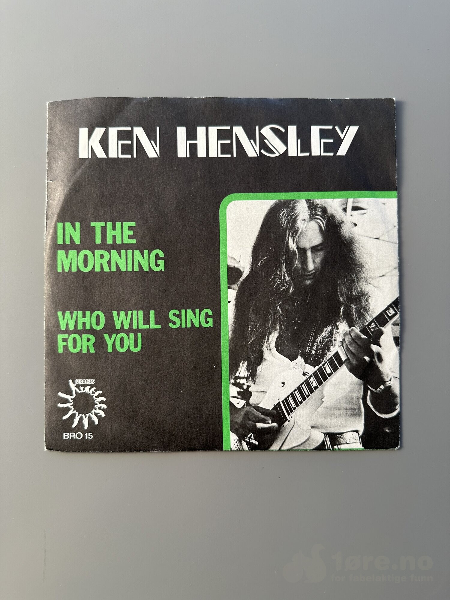 Singel – Ken Hensley – In the morning