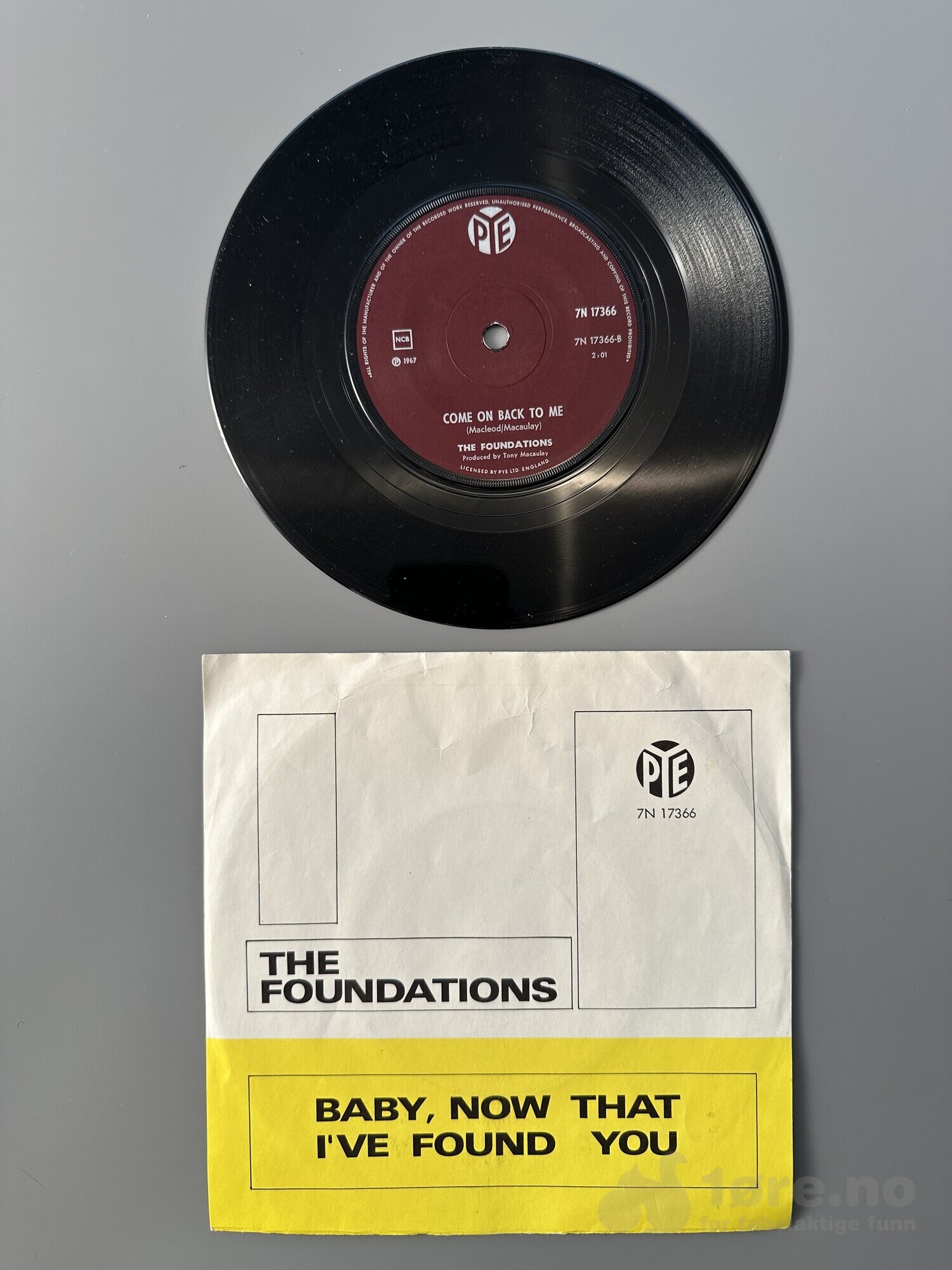 Singel - The Foundations - Baby, now that i’ve found you, bilde 3