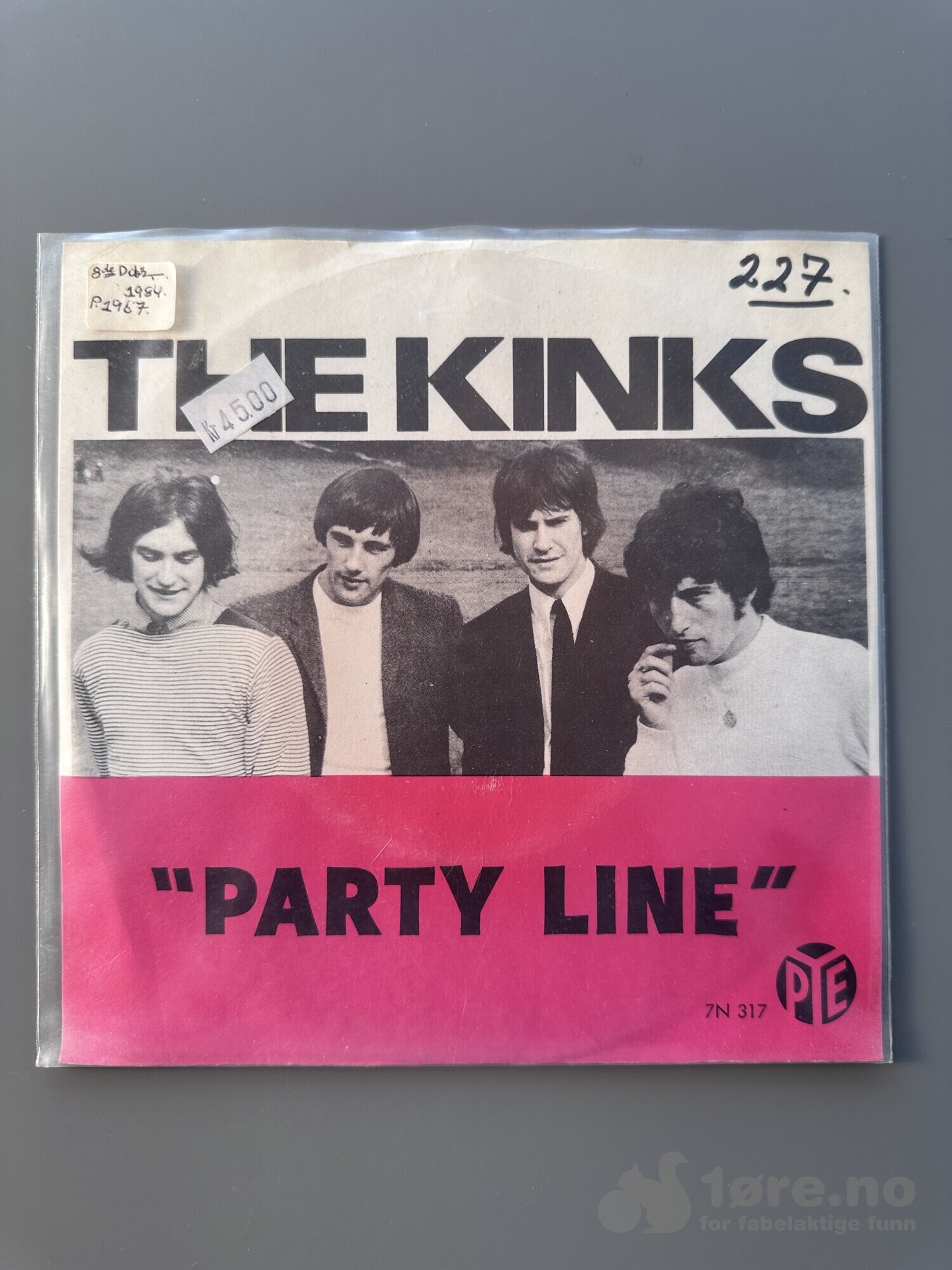 Singel - The Kinks - Party line