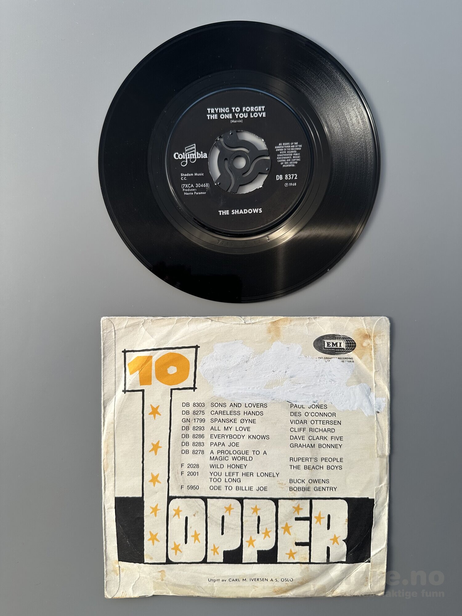 Singel - The Shadows - Dear old Mrs. Bell, bilde 3
