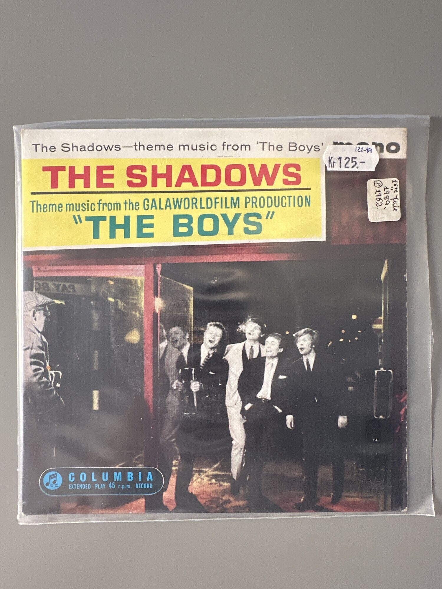 Singel - The Shadows - Theme Music from The Boys
